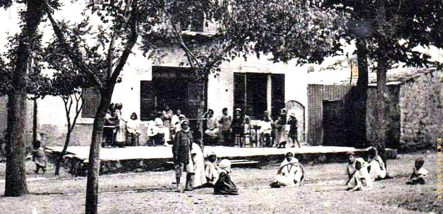2916- Bordj-R'Dir - Cafe-Hotel des Phosphates2 - 1922.jpg